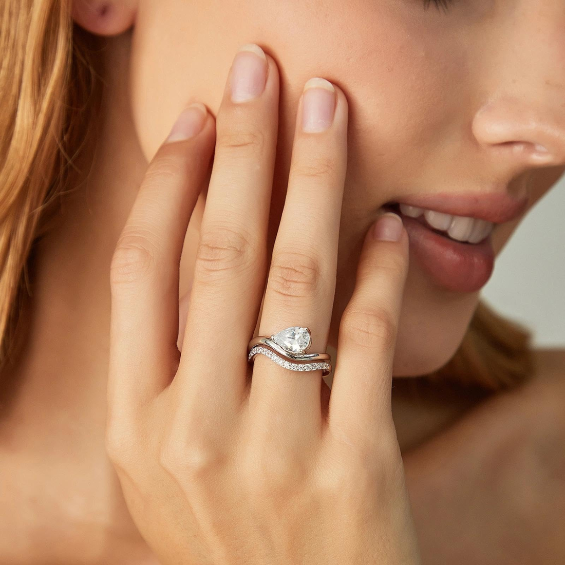 fake bridal set rings, curved engagement rings, curved band, pear engagement rings, pear cut, cubic zirconia rings, cubic zirconia usa, travel rings, fake diamond rings, cz rings, affordable jewelry, gold engagement rings