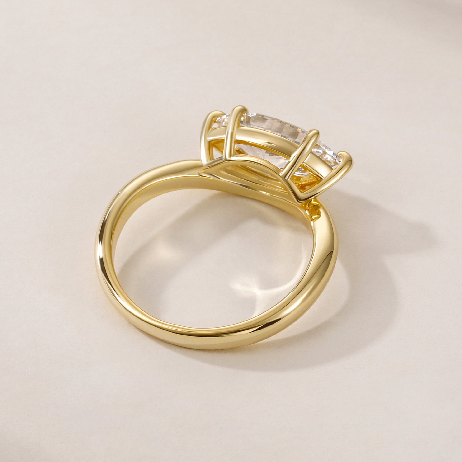 low profile engagement rings, cz ring, fake bridal set rings, cheap cz jewelry, travel wedding bands, ring travel,marquise engagement ring, marquise ring​, east west marquise ring