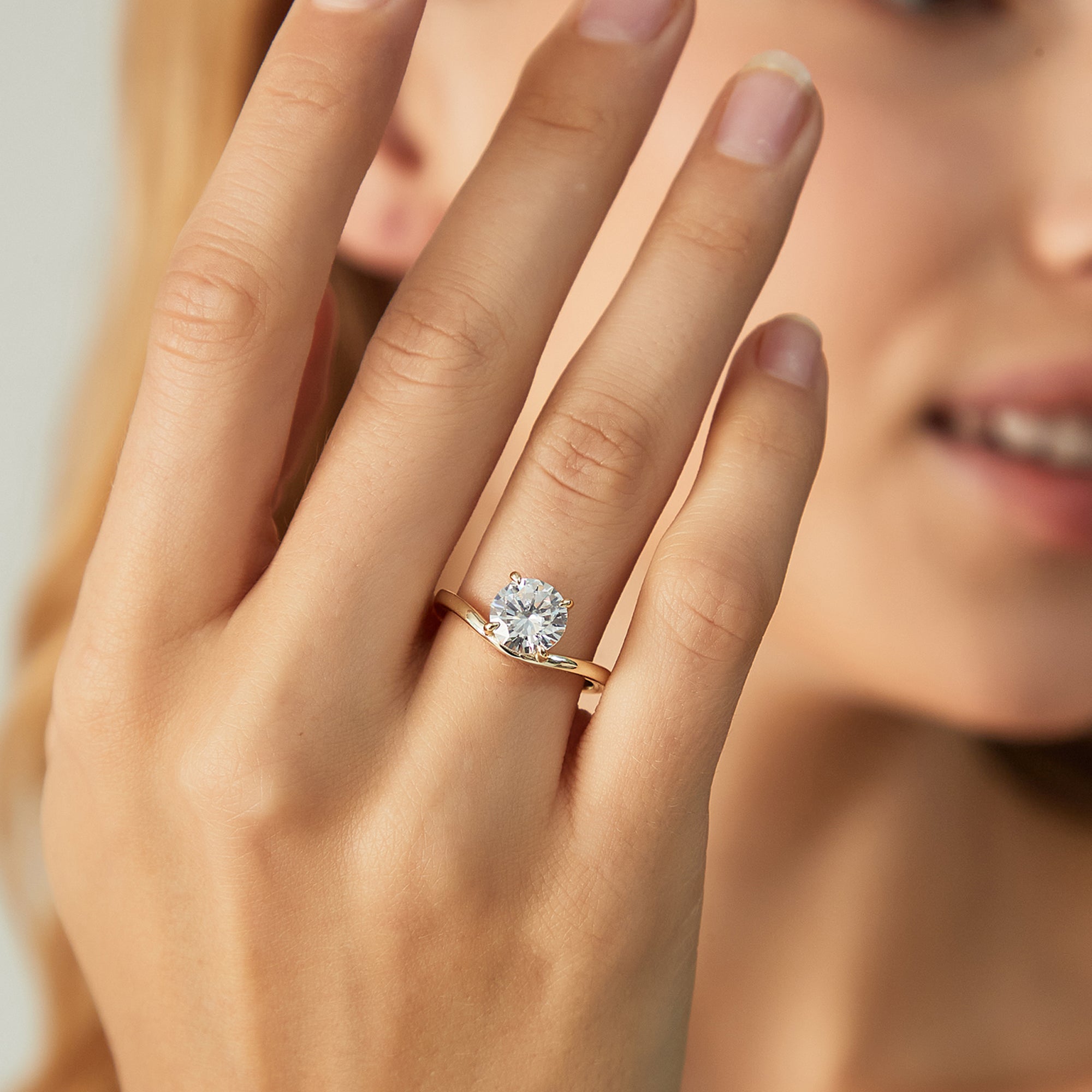 curved engagement rings, curved band, oval engagement rings, oval cut, cubic zirconia rings, cubic zirconia usa, travel rings, fake diamond rings, cz rings, affordable jewelry, gold engagement rings