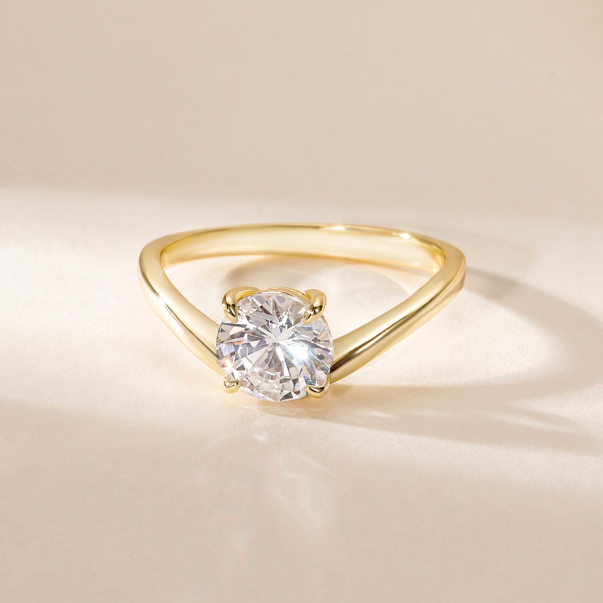 curved engagement rings, curved band, oval engagement rings, oval cut, cubic zirconia rings, cubic zirconia usa, travel rings, fake diamond rings, cz rings, affordable jewelry, gold engagement rings