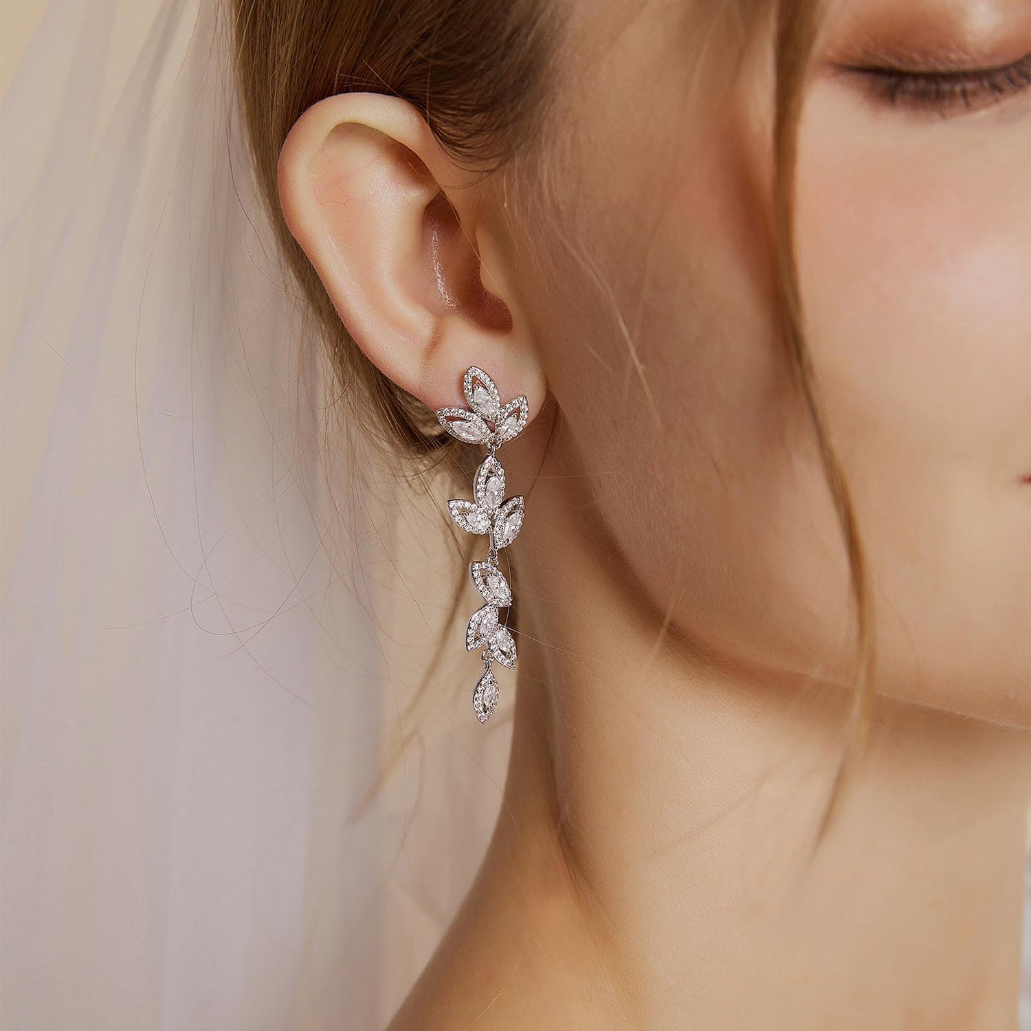 bridal earrings, wedding earrings, earrings dangle earrings, prom earrings, marquise cut