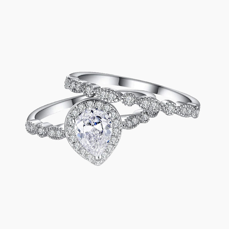 pear engagement rings; vintage engagement rings; Eamti;  teardrop ring; teardrop engagement ring; teardrop emerald ring ; teardrop wedding ring;