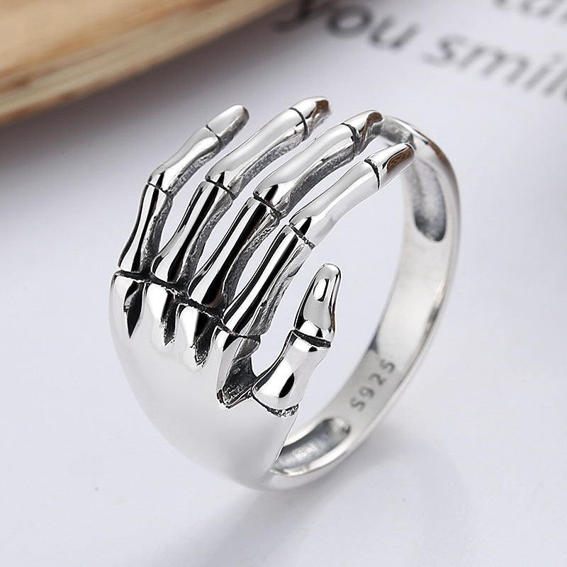 Halloween Classic Skeleton Hand Ring