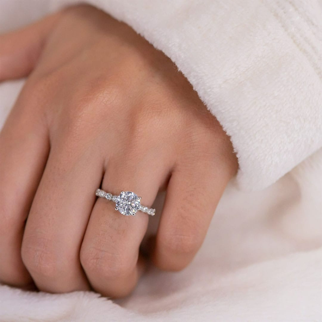 round cut engagement rings, round wedding rings, 1 carat wedding rings, silver wedding rings for women, sterling silver engagement rings