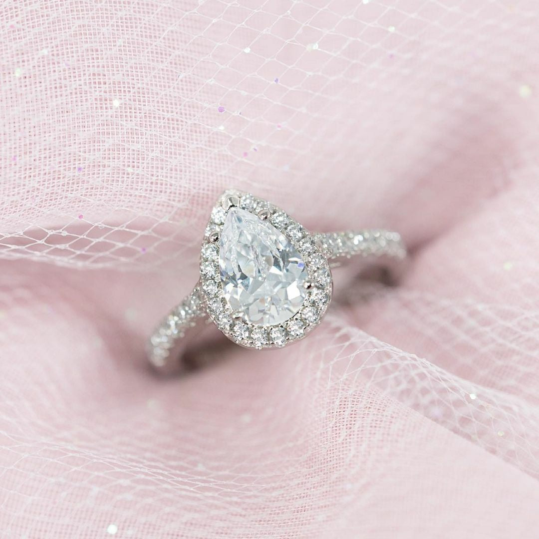 drop-shaped ring; quality engagement rings; Eamti;